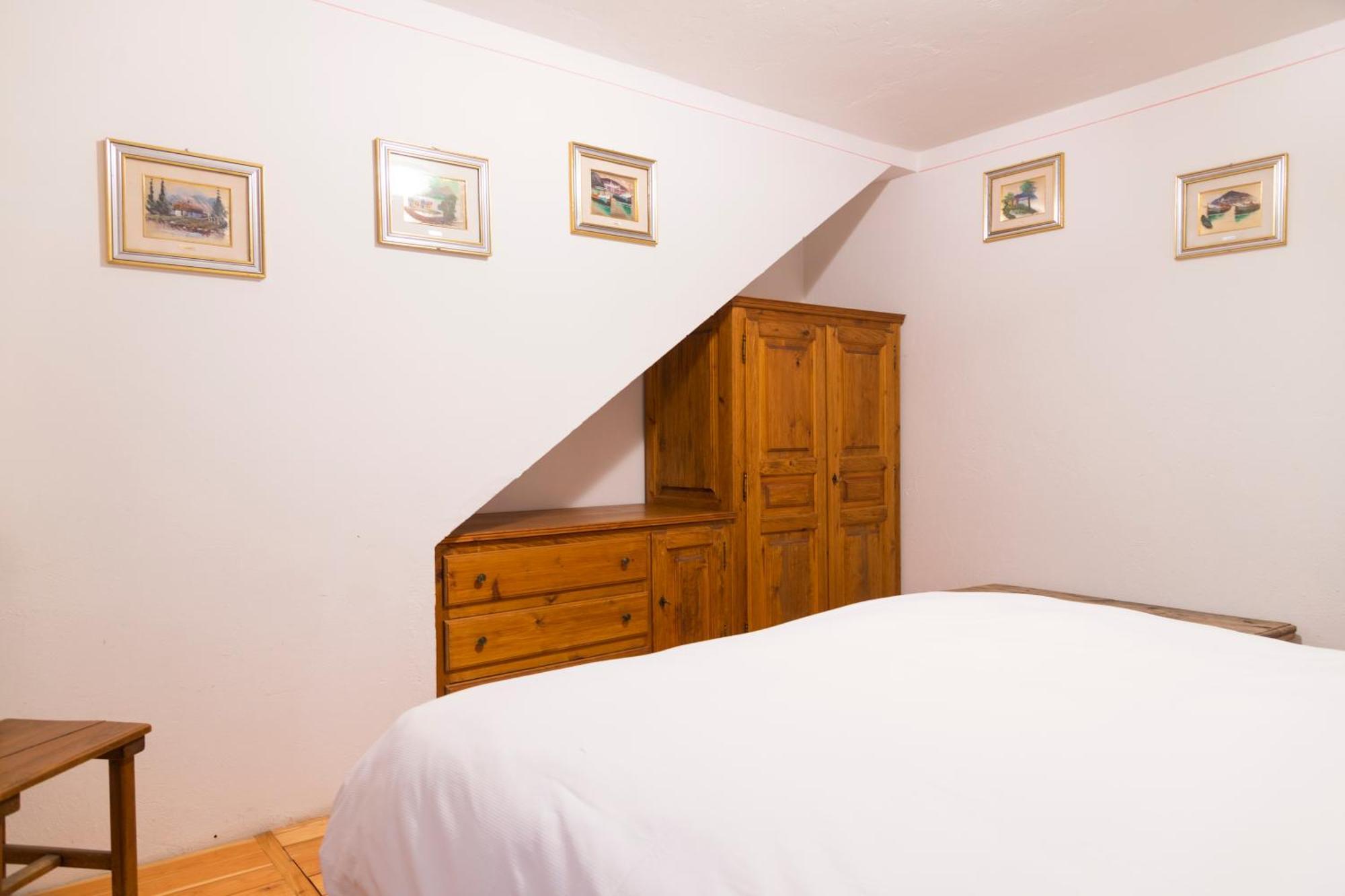 La Placette - Albergo Diffuso E Trattoria Usseaux Eksteriør bilde