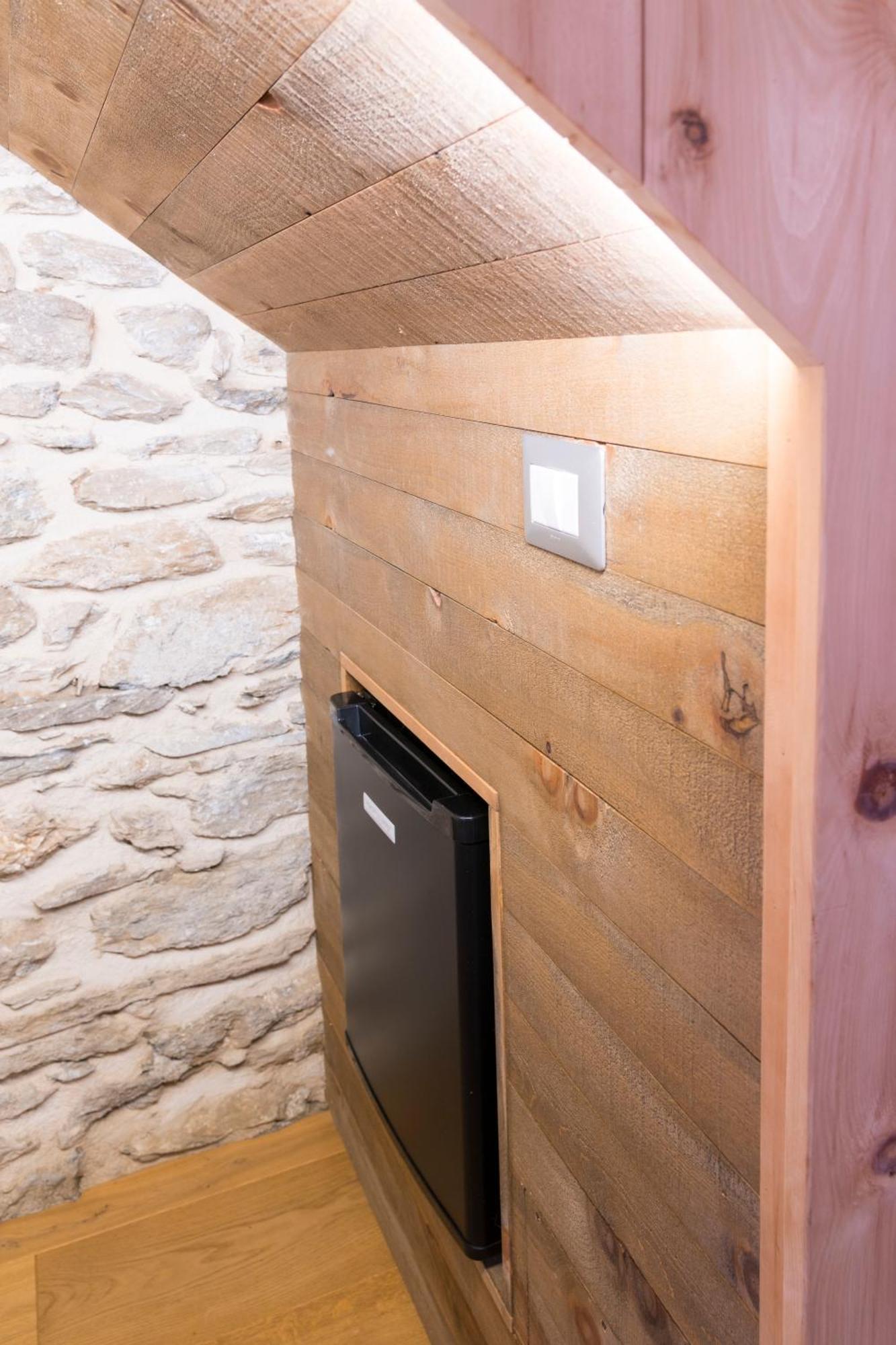 La Placette - Albergo Diffuso E Trattoria Usseaux Eksteriør bilde