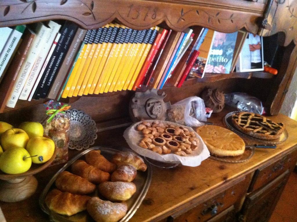 La Placette - Albergo Diffuso E Trattoria Usseaux Eksteriør bilde